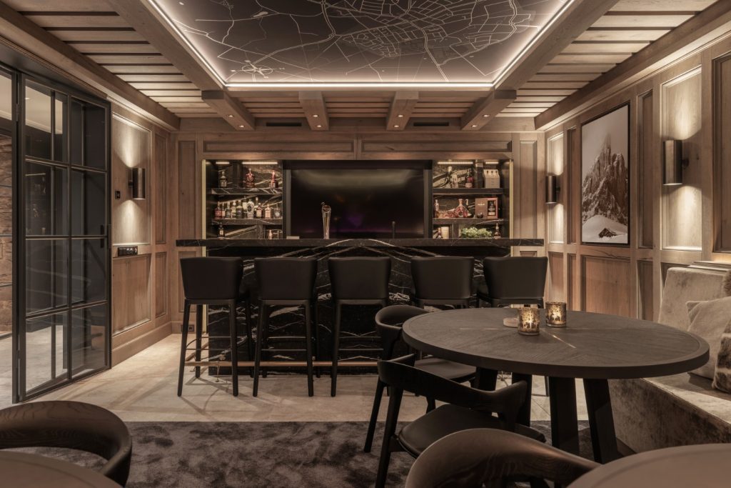 Interieur luxe bar & wijnkamer | Oost-Nederland